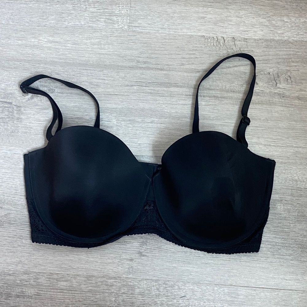 Dominique Intimate Apparel Black strapless Bra size 38DD